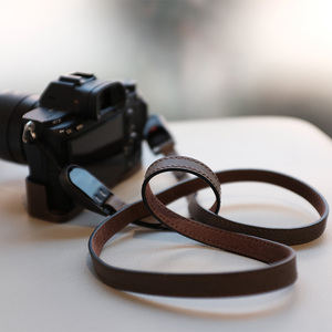 适用于快拆扣相机背带肩带徕卡索尼富士XS10 XT4牛皮微单牛皮挂绳