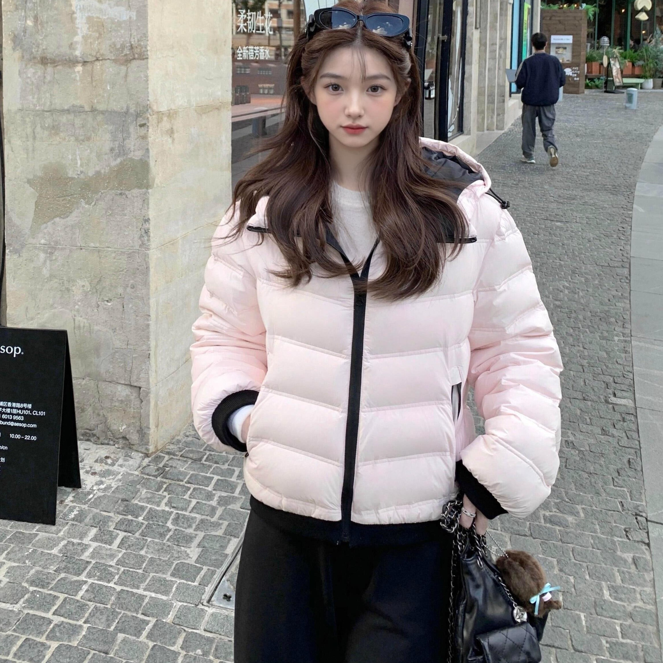 卡盛粉色轻薄排骨羽绒服女2025冬季新款百搭休闲超好看小个子外套