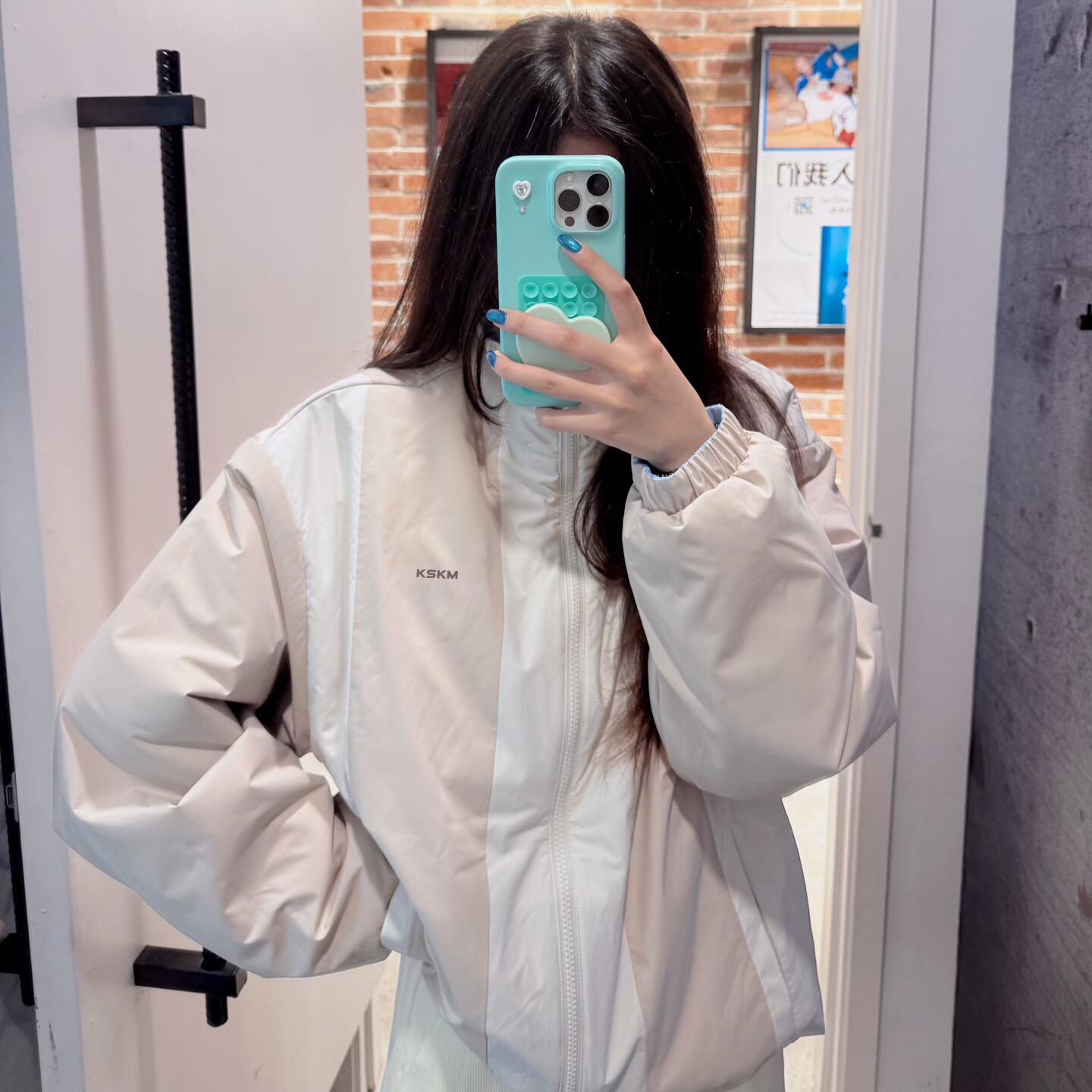 卡盛米棕色美式高级羽绒棉服