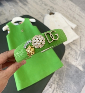 DG原创定制高端童装羊绒保暖女童秋冬连衣裙多巴胺绿色毛呢背心裙