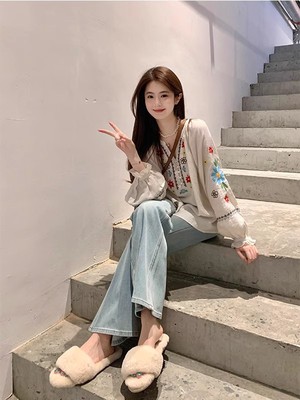 民族风白色刺绣衬衫茶里茶气别致仙气飘飘上衣独特超好看单穿小衫