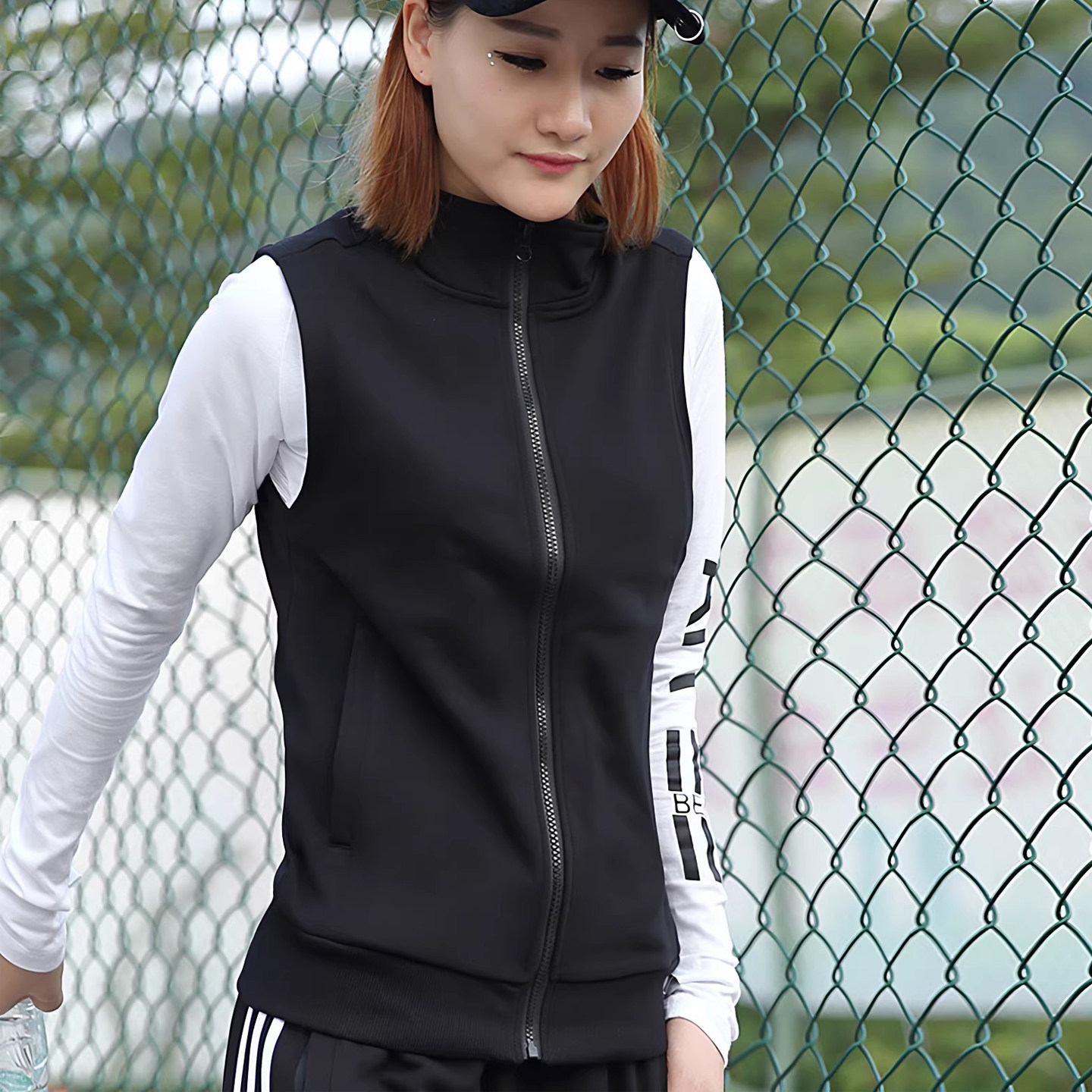 卫衣马甲女款春季薄款纯棉立领跑步运动黑色坎肩休闲马夹大码外穿