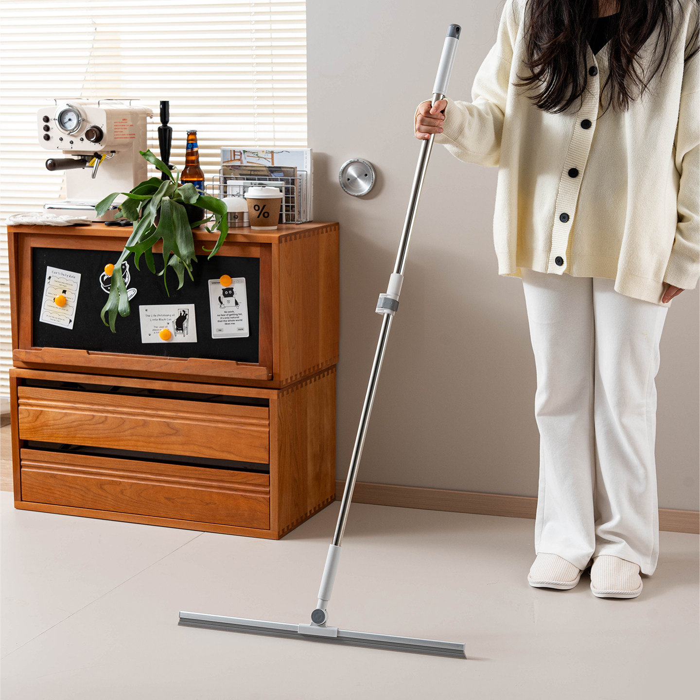 力卫硅胶可伸缩浴室刮水器