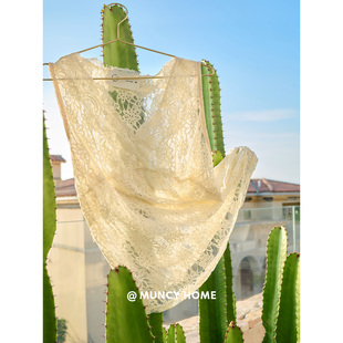 曼系“蕾丝内搭”背心女士新款春夏秋季V领睡衣法式杏色打底上衣