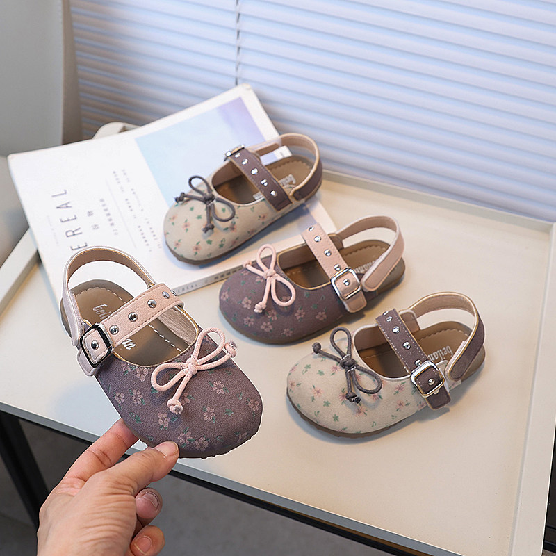 女童半拖勃肯鞋2026夏季宝宝软底包头凉拖鞋一体森系公主碎花单鞋