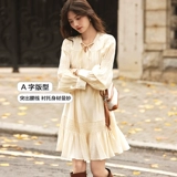 Белое осеннее платье, V-образный вырез, изысканный стиль