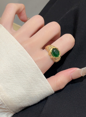 法式祖母绿宝石戒指女