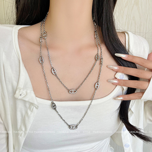 毛衣链 时髦猪鼻项链女小众设计高级感长款 闭入 钛钢不掉色网红款