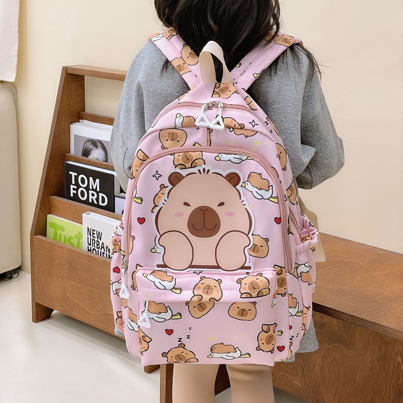 卡皮巴拉书包男女童超火儿童背包旅游卡通可爱小学生幼儿园双肩包