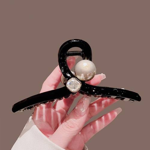2024夏季新款大号闪钻珍珠抓夹女高级感时尚百搭发夹后脑勺鲨鱼夹 - 封面