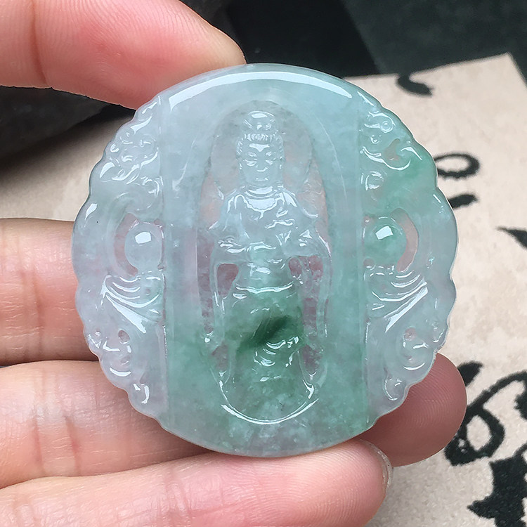 玉石寨A货翡翠挂坠观音