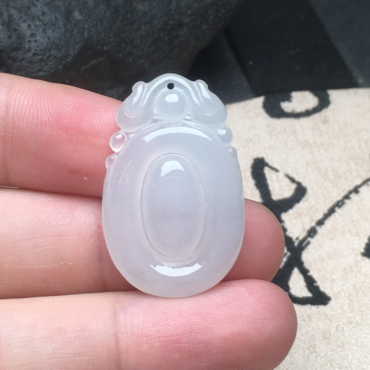 缅甸福贝吊坠冰种项坠