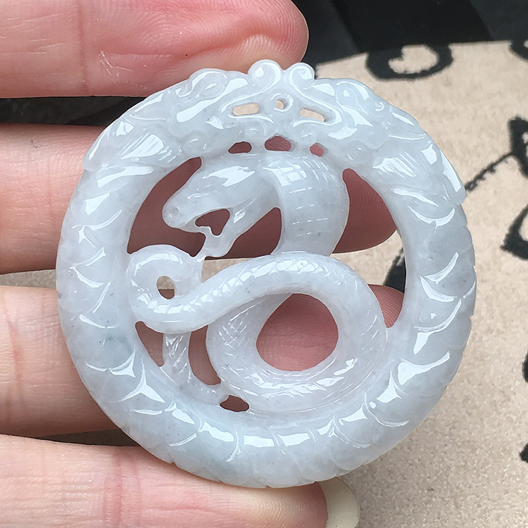 玉石寨A货翡翠龙蛇圆牌挂坠包邮