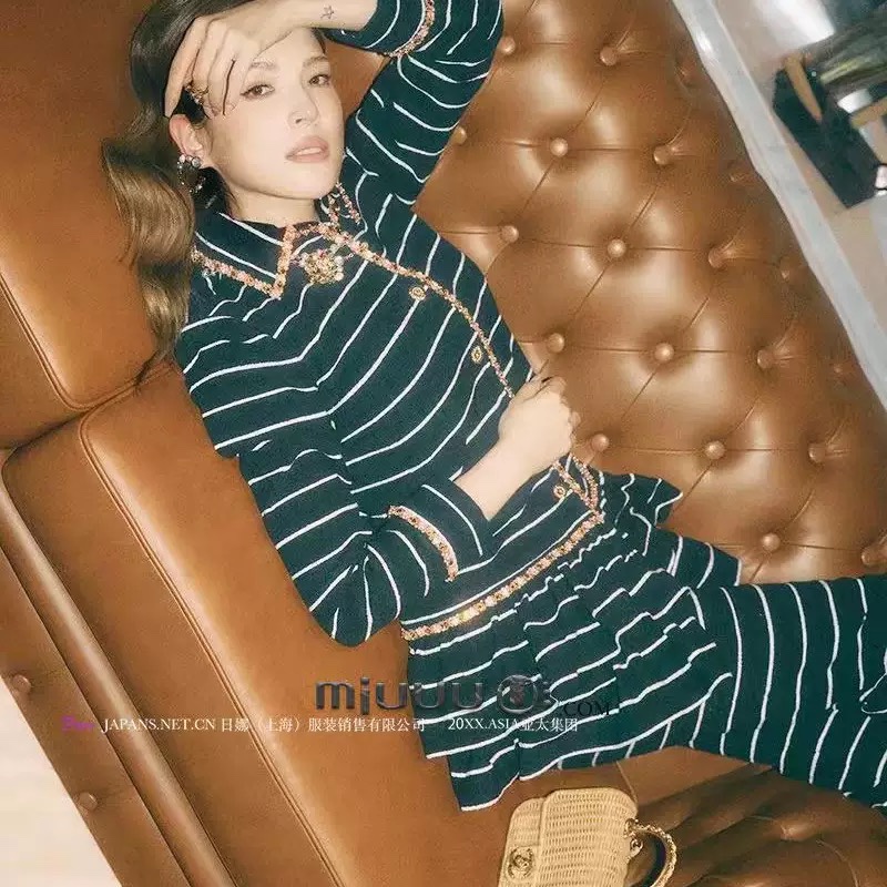 日娜高奢20XXASIA BUYER 11 ujn 重工钉珠亮片条纹针织开衫上衣女