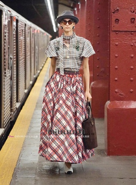 日娜高奢20XXASIA BUYER 12 ika 美式复古格纹T恤女小众设计上衣