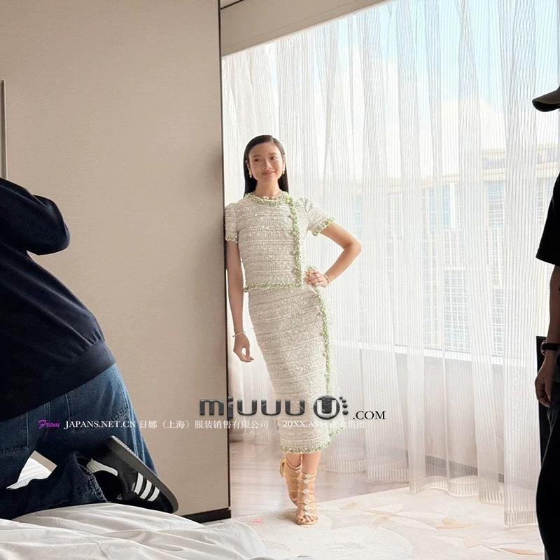 日娜高奢20XXASIA BUYER 11 yli 26早春新款粗花呢先手短款外套女