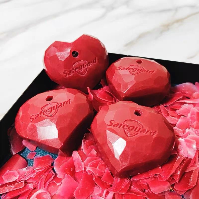 车载挂件舒肤佳红石榴手工心形香皂车载高档香薰车内挂件手工雕刻