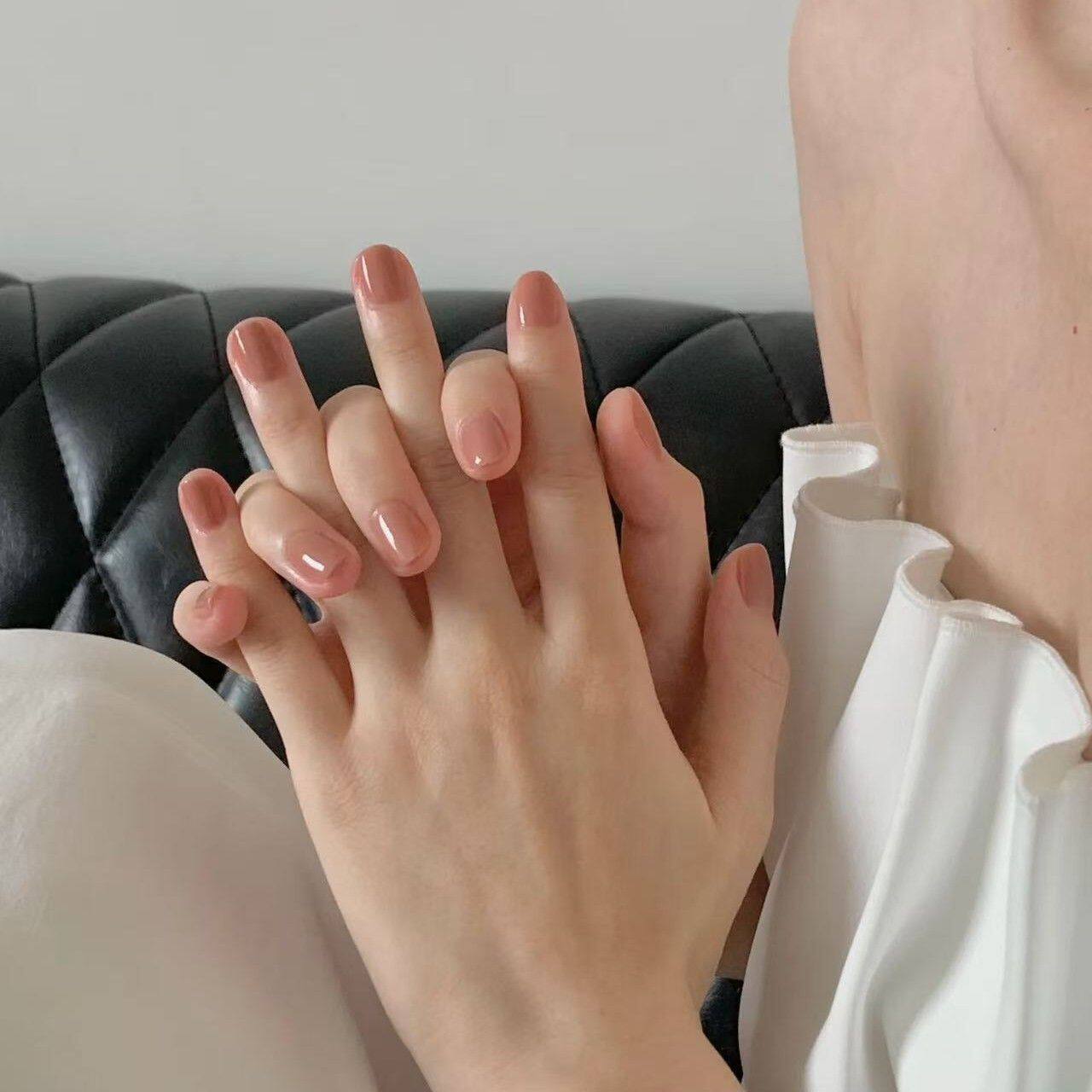 冷淡风裸色指甲油免烤不可撕持久不掉色快干显白提亮学生通勤美甲