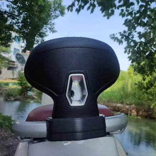 适用于本田NWF125靠背改装后靠背摩托车加装后座舒适软靠背加厚