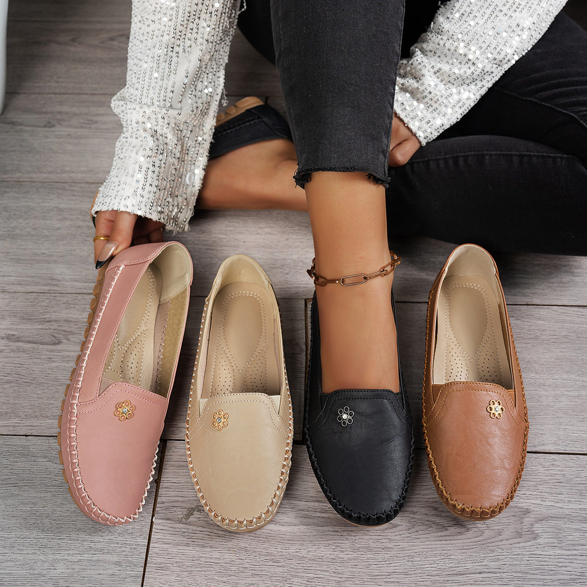 Women Shoes Fashion Splice Color Mule Flats Pointed Toe Ball图片