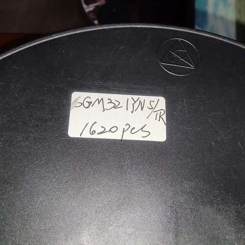 SGM321YN5/TR，剩1620pcs，200元。