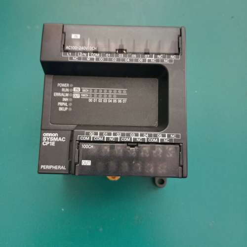 欧姆龙控制器CP1E-E14SDR-A成色9新，实物拍摄