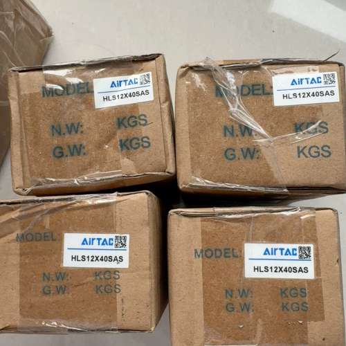 气缸。滑台气缸HLS12-40SAS。未开封。