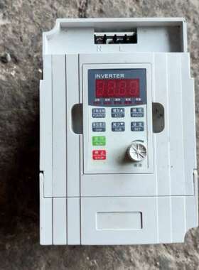 变频调速器，型号M3-p7501-4 0.75KW功率，