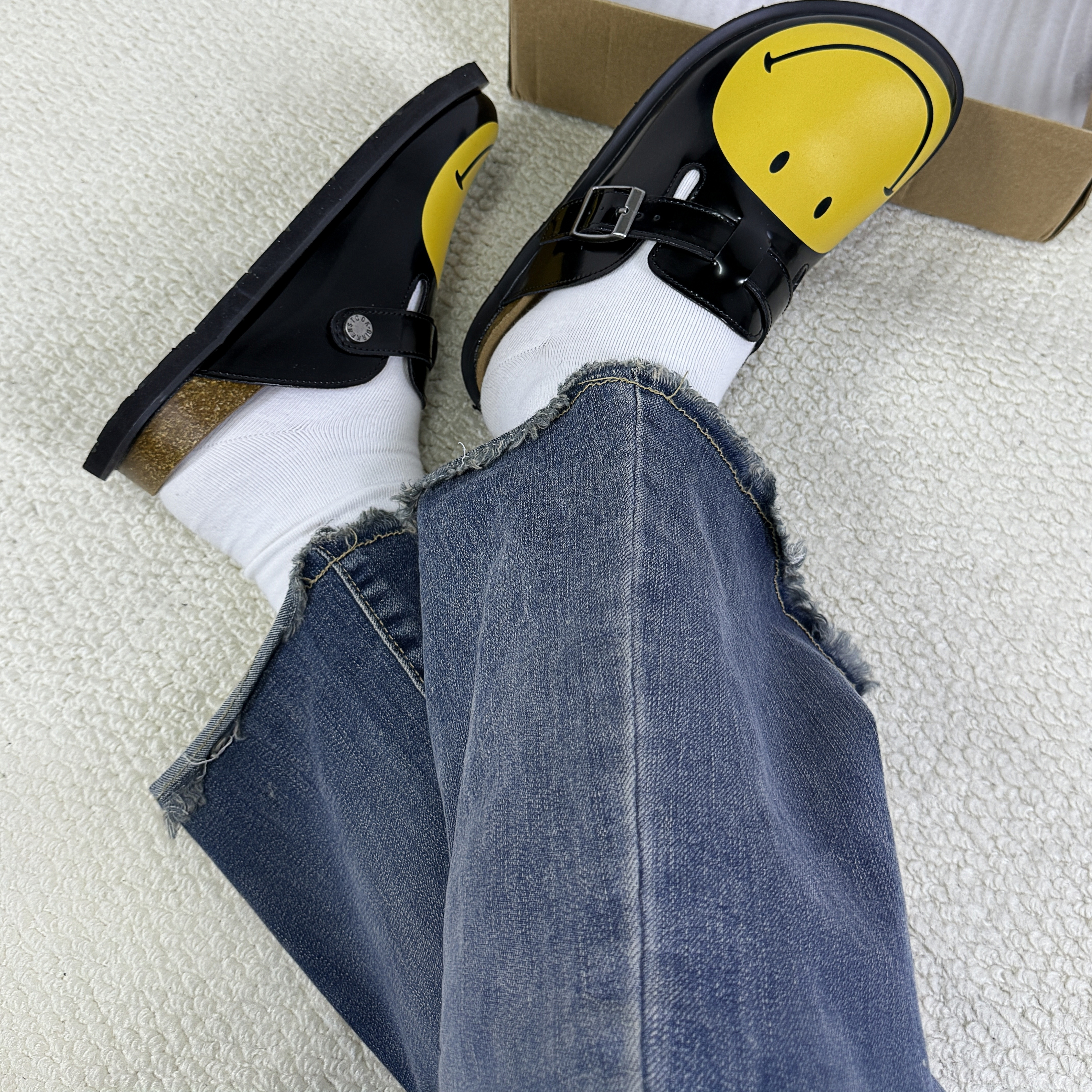 小众设计！卡通笑脸漆皮勃肯鞋