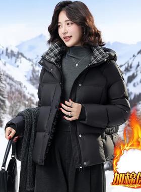 2025冬季新款女士欧货加绒连帽冲锋衣洋气减龄外套小个子加厚棉服