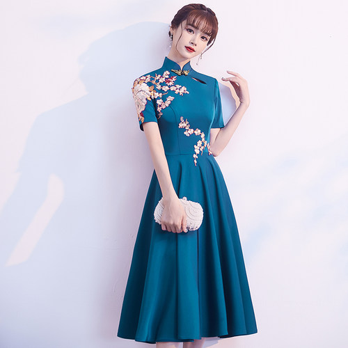 蓝色妈妈婚宴晚礼服女高级感气质宴会轻奢小众高端中式婚礼敬酒服 - 封面
