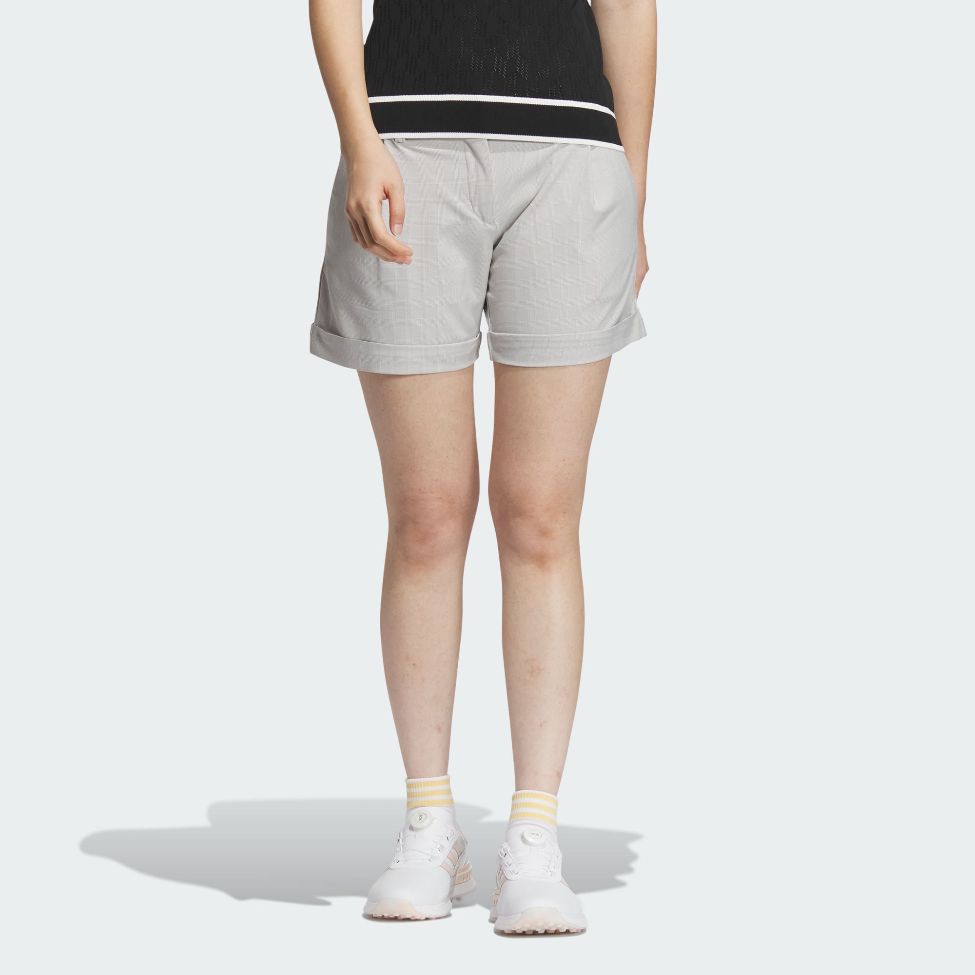 Adidas/阿迪达斯 女子 SHORTS 高尔夫格纹运动短裤 IN6586