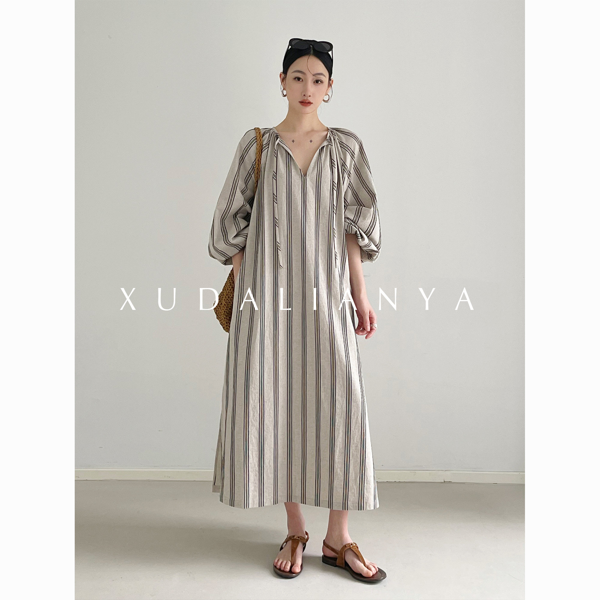 徐大脸吖定制 棉麻长裙子夏女松弛感廓形系带V领灯笼袖条纹连衣裙