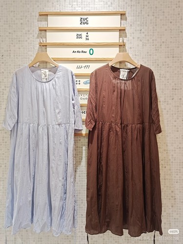 K0251DR05 1750国内代购专柜正品25夏5环保棉绉纱棉布褶皱连衣裙