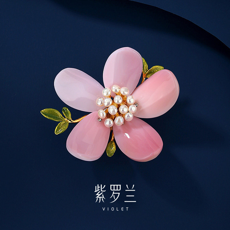 【紫罗兰正版】桃莹珍珠桃花胸针高档女精致胸花别针小众设计感潮