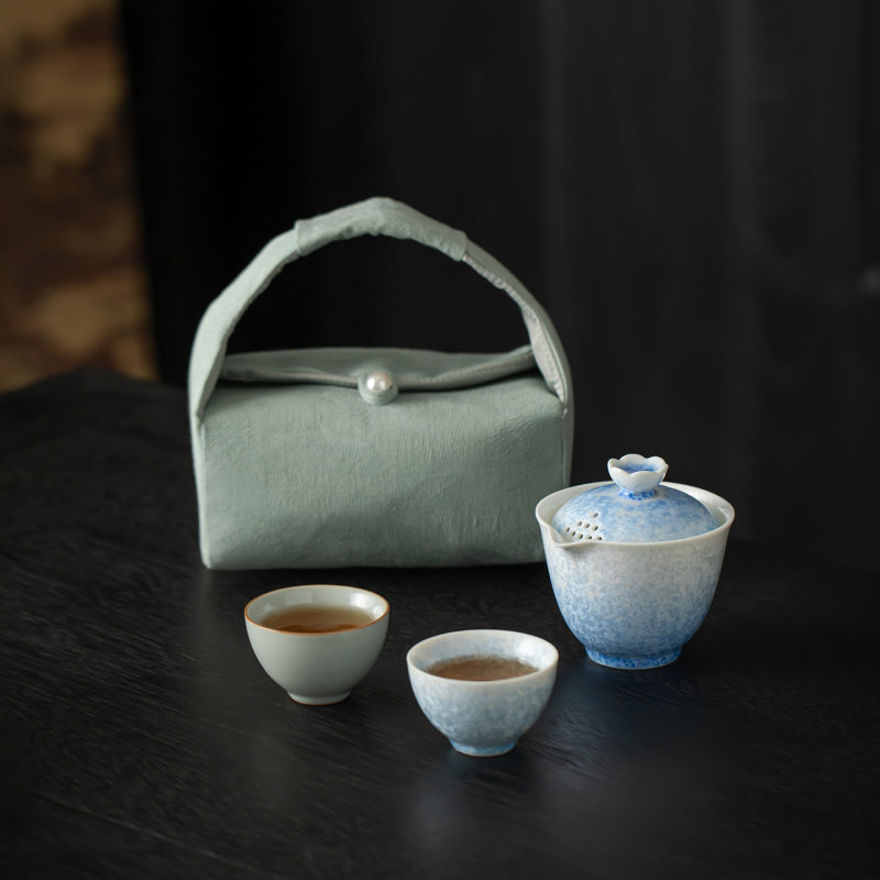 宋朴苏扬烨大师蓝绿结晶釉快客杯