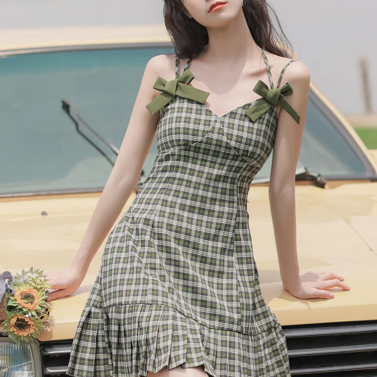 小个子森系少女吊带连衣裙女装夏季法式甜美高级感冷淡风绿格裙子图片