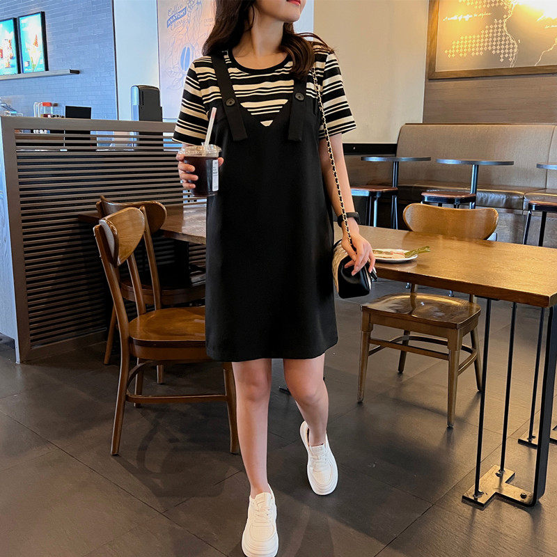 法式条纹连衣裙女夏季2025新款韩版显瘦宽松直筒高级感假两件裙子