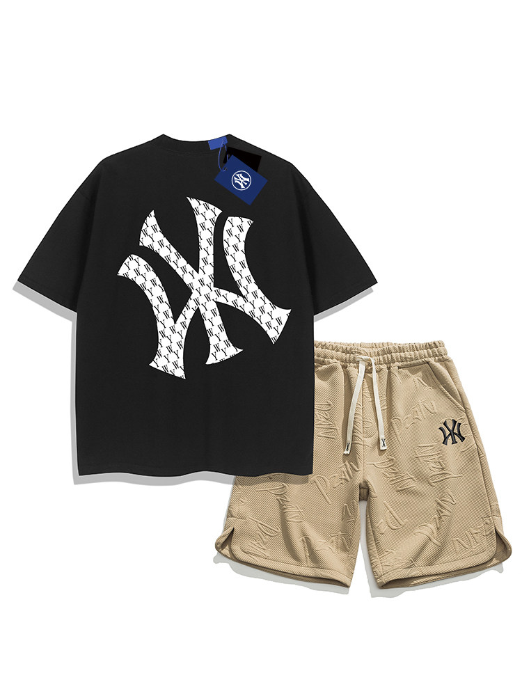 [10% 할인 지역] 아울렛?커플을 위한 트렌디한 브랜드 슈트?남성용 여름 반바지 반팔 티셔츠?YANKEES