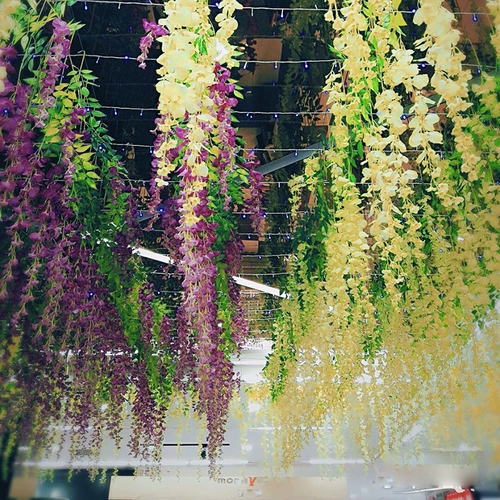 Симуляция глицерия цветочные листья моделирование цветочных украшений фиолетовое свадебное свадебное украшение продукты виноградные леса и виноградная лоза