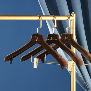 夹加厚咖啡色旋转成人男服装 店定制衣架 丝绒防滑无痕套裤 卡碧西装