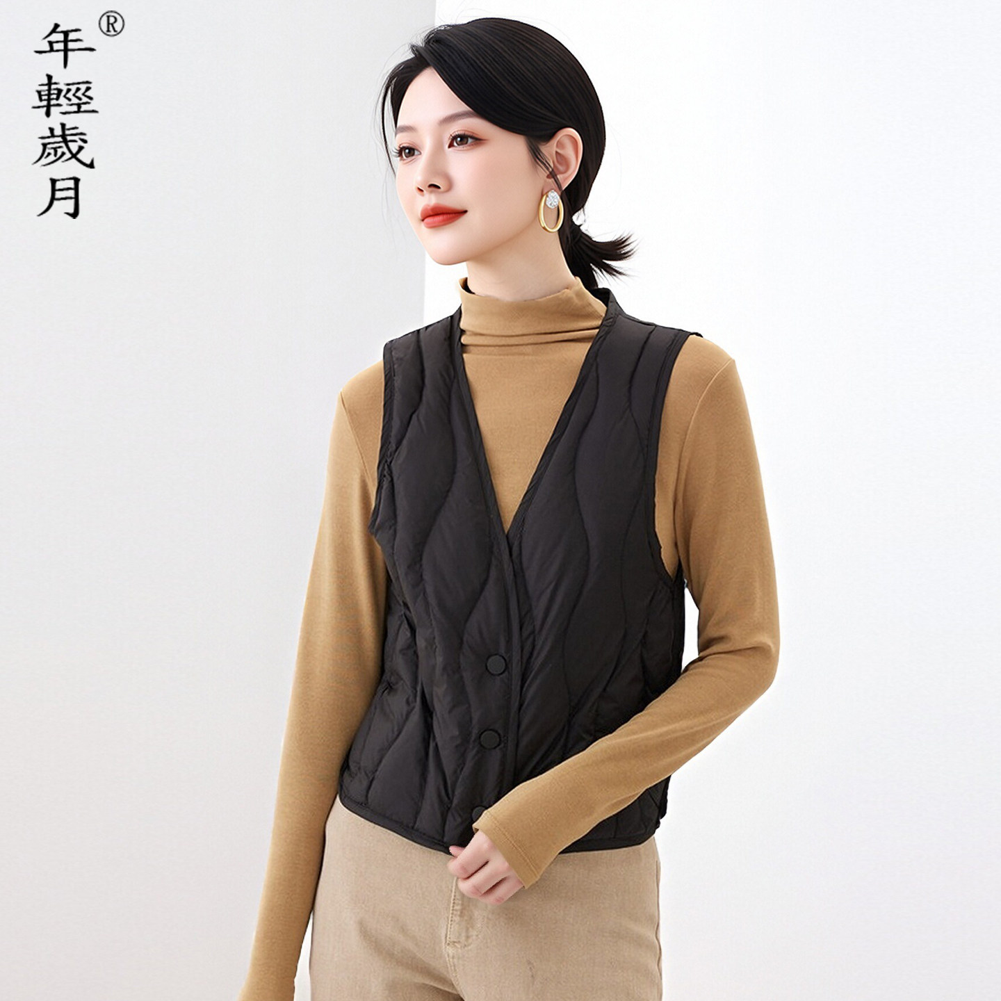 轻薄羽绒马甲女2026秋冬新款保暖内穿百搭修身爆款内胆背心马夹