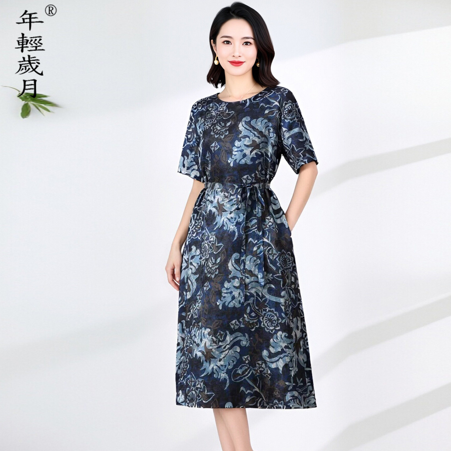 轻奢花萝印花真丝连衣裙女2026夏新款短袖桑蚕丝系带中长裙高级感