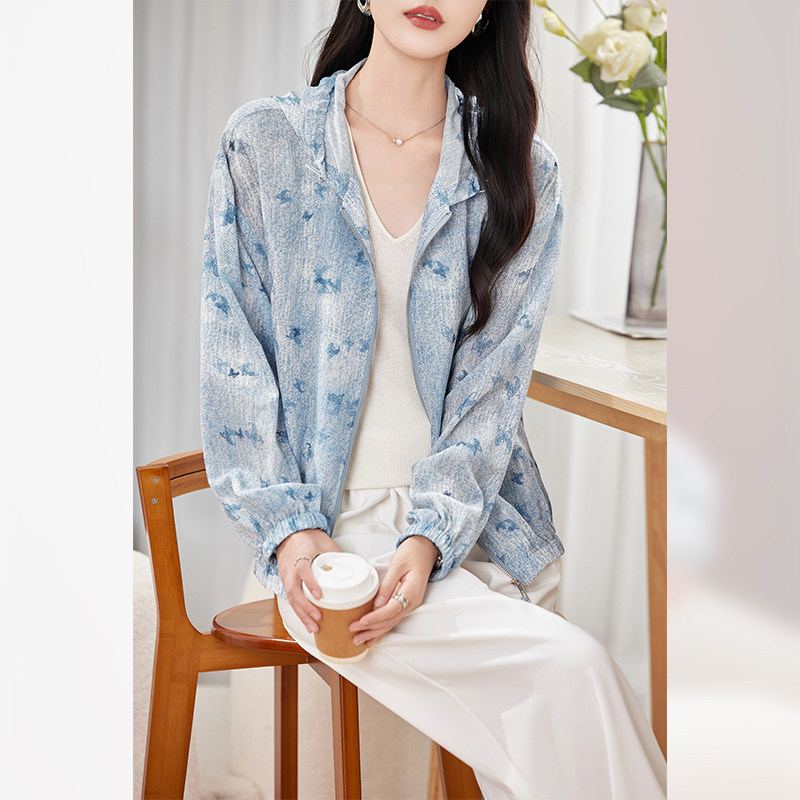 休闲风真丝印花连帽开衫女短外套宽松防晒衣2026夏新款桑蚕丝上衣