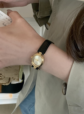 IEKE手表女2023年新款小众轻奢皮带复古椭圆形女士韩系慵懒高级感