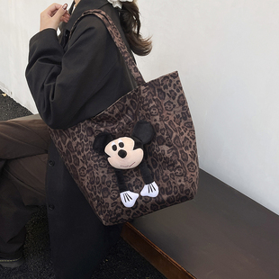 秋冬麂皮豹纹帆布包包女2025新款大容量韩系慵懒风通勤单肩手提袋