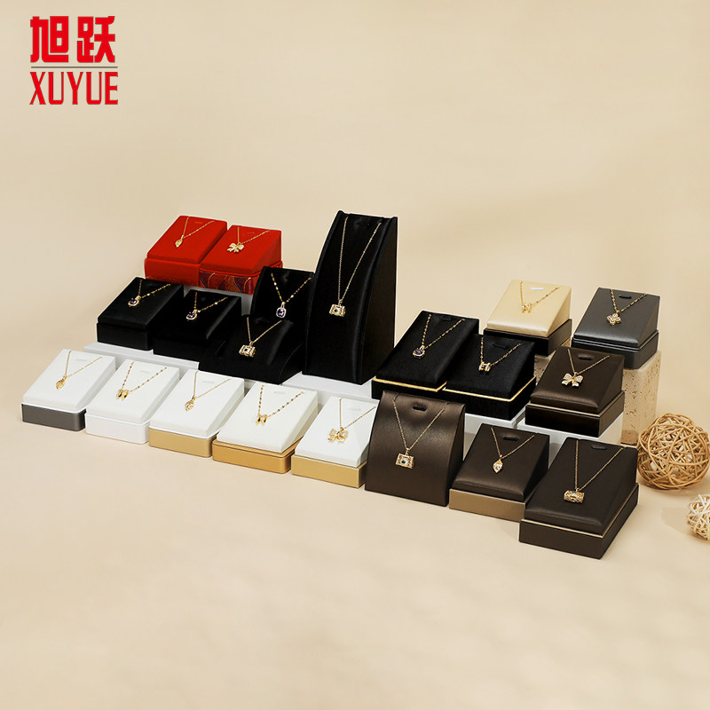 项链吊坠展示架绒布皮革斜面陈列底座托架珠宝首饰陈列道具架子