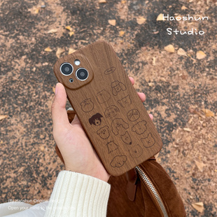 木纹小狗适用于iPhone16PROMAX 15仿木纹软壳小众创意苹果13PRO 14pro 11防摔壳 17P卡通手机壳苹果15PLUS