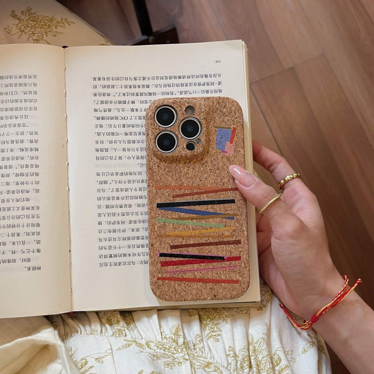 条纹拼接适用于iPhone16PROMAX/17pro仿木纹软壳手机壳苹果15PLUS/14pro全包小众创意苹果13PRO/12/11防摔壳