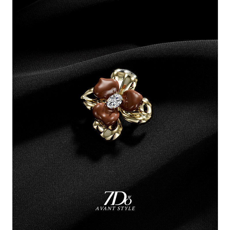 7Do复古鸢尾胸针女精致高级感秋冬毛衣胸花男士西装别针大衣配饰,饰品/流行首饰/时尚饰品新,胸针,淘宝优惠券,粉丝福利购,淘宝优惠卷